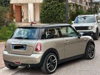 Usata Mini Cooper D 110 CV (80 kW) 2009 Verde Utilitaria