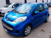 Usata Peugeot 107 68 CV (50 kW) 2009 Blu Utilitaria
