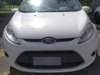 Usata Ford Fiesta Titanium 70 CV (51 kW) 2011 Bianco Berlina