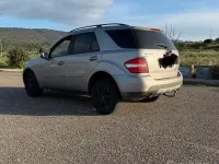Usata Mercedes ML320 224 CV (164 kW) 2007 Grigio SUV