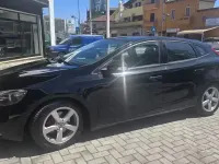 Usata Volvo V40 120 CV (88 kW) 2015 Nero Station wagon