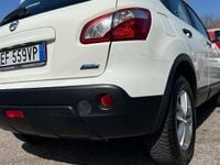 Usata Nissan Qashqai Tekna 111 CV (81 kW) 2011 Bianco SUV