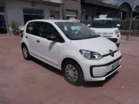 Usata VW up! Move 60 CV (44 kW) 2019 Bianco puro Utilitaria