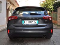 Usata Ford Focus Titanium 120 CV (88 kW) 2018 Grigio Berlina