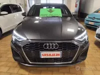 Begagnad Audi A3 S-Line 150 HK (110 kW) 2023 Grå Sedan