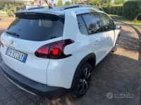 Usata Peugeot 2008 GT-line 99 CV (72 kW) 2017 Bianco SUV