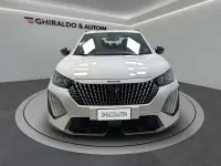 Usata Peugeot 2008 Allure 102 CV (75 kW) 2025 Bianco SUV