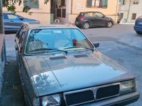 Usata Lancia Prisma 78 CV (57 kW) 1986 Grigio Berlina