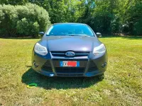 Usata Ford Focus Individual 116 CV (85 kW) 2014 Blu Berlina