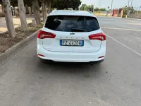 Usata Ford Focus 120 CV (88 kW) 2019 Bianco Station wagon