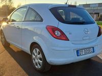 Usata Opel Corsa Edition 80 CV (58 kW) 2009 Bianco Utilitaria