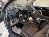 Usata VW New Beetle 101 CV (74 kW) 2002 Nero Utilitaria