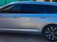 Usata VW Passat 190 CV (139 kW) 2015 Grigio Station wagon