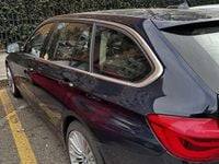 Usata BMW 320 Luxury Line 190 CV (139 kW) 2016 Blu/azzurro Station wagon