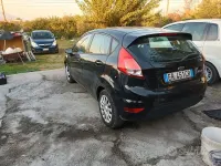Usata Ford Fiesta 75 CV (55 kW) 2013 Nero Utilitaria