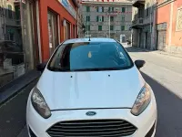 Usata Ford Fiesta Business Edition 75 CV (55 kW) 2014 Bianco Utilitaria
