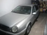 Usata Lancia Lybra 116 CV (85 kW) 2003 Grigio Station wagon
