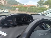 Usata Peugeot 208 92 CV (67 kW) 2012 Bianco Utilitaria