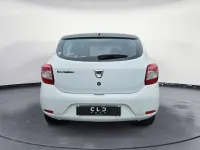 Usata Dacia Sandero 75 CV (55 kW) 2015 Bianco Berlina