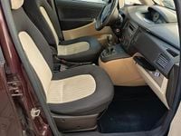 Usata Lancia Musa 69 CV (50 kW) 2007 Viola Monovolume