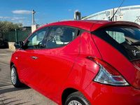 Gebraucht Lancia Ypsilon Gold 69 PS (50 kW) 2017 Rot Kleinwagen