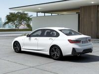 Nuova BMW 318 M Sport 150 CV (110 kW) 2026 Alpin white pastello Berlina