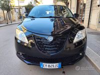 Usata Lancia Ypsilon 69 CV (50 kW) 2015 Nero Utilitaria