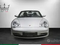 Usata Porsche 911 Carrera Cabriolet 320 CV (235 kW) 2002 Argento Cabrio