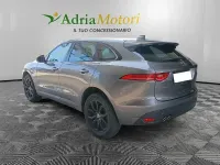 Usata Jaguar F-Pace R-Sport 180 CV (132 kW) 2017 Grigio scuro SUV