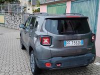 Usata Jeep Renegade Trailhawk 170 CV (125 kW) 2016 Grigio SUV