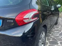 Usata Peugeot 208 Allure 82 CV (60 kW) 2014 Utilitaria