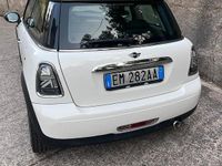 Usata Mini Cooper D 112 CV (82 kW) 2012 Bianco Utilitaria