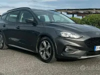 Usata Ford Focus 120 CV (88 kW) 2020 Grigio Station wagon