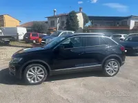 Usata VW T-Roc Advance 116 CV (85 kW) 2019 Nero SUV