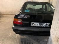 Usata Ford Escort 61 CV (44 kW) 1991 Nero Berlina