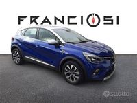 Usata Renault Captur Intens 160 CV (117 kW) 2021 Blu SUV