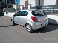 Usata Opel Corsa 65 CV (47 kW) 2012 Utilitaria