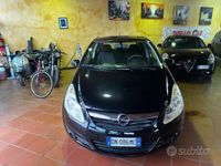 usata Opel Corsa 1.2 5 porte Club neopatentati