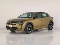 Usata Lancia Ypsilon 110 CV (80 kW) 2024 Vernice oro Utilitaria