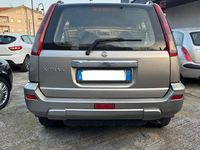 Usata Nissan X-Trail 135 CV (99 kW) 2003 Grigio SUV