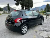 Usata Peugeot 208 82 CV (60 kW) 2013 Nero Utilitaria