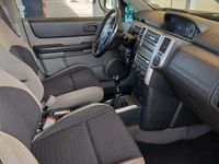 Usata Nissan X-Trail 136 CV (100 kW) 2006 Grigio SUV
