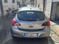 Usata Opel Astra Cosmo 131 CV (96 kW) 2010 Berlina
