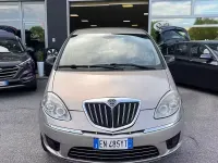 Usata Lancia Musa 77 CV (56 kW) 2012 Marrone Monovolume