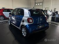 Usata Smart ForFour Passion 70 CV (51 kW) 2017 Blu Utilitaria