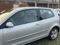 Usata VW Polo Trendline 75 CV (55 kW) 2005 Grigio Utilitaria