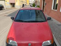 Usata Fiat Punto 54 CV (39 kW) 1998 Rosso Berlina