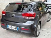 Usata Kia Rio 90 CV (66 kW) 2019 Grigio Berlina
