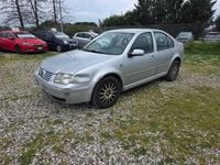 Usata VW Bora 116 CV (85 kW) 2000 Gray Berlina
