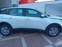 Usata Peugeot 3008 Active 130 CV (95 kW) 2021 Bianco SUV